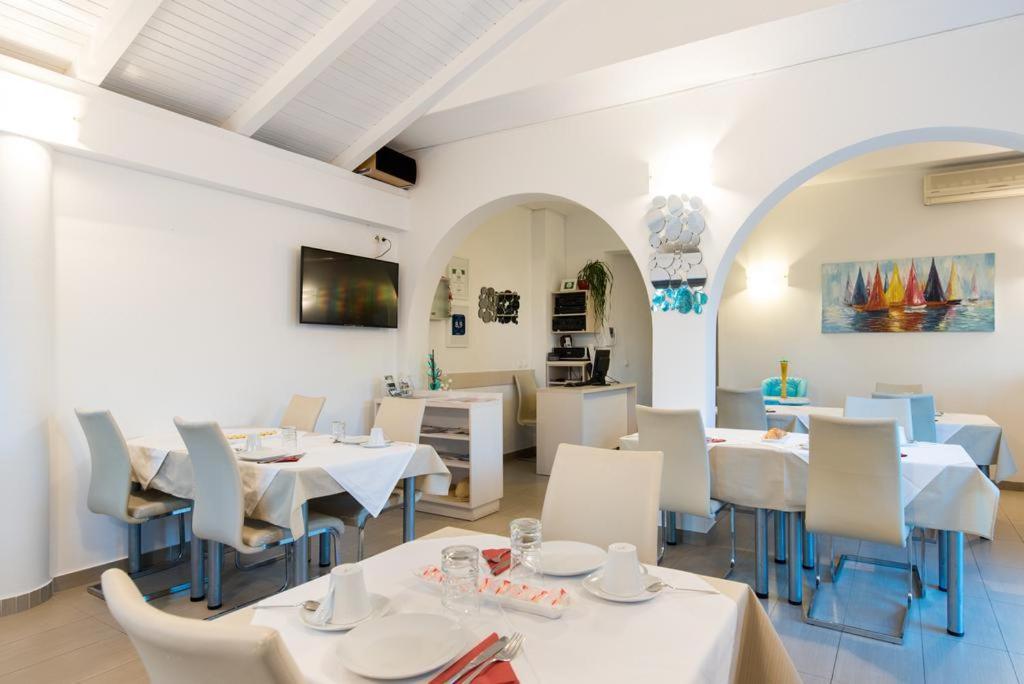 Bed & Breakfast Pino Подстрана Экстерьер фото