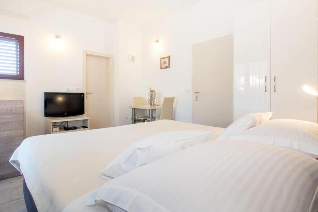 Bed & Breakfast Pino Подстрана Номер фото