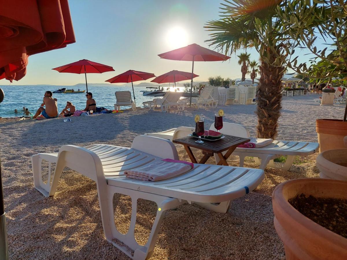Bed & Breakfast Pino Подстрана Экстерьер фото